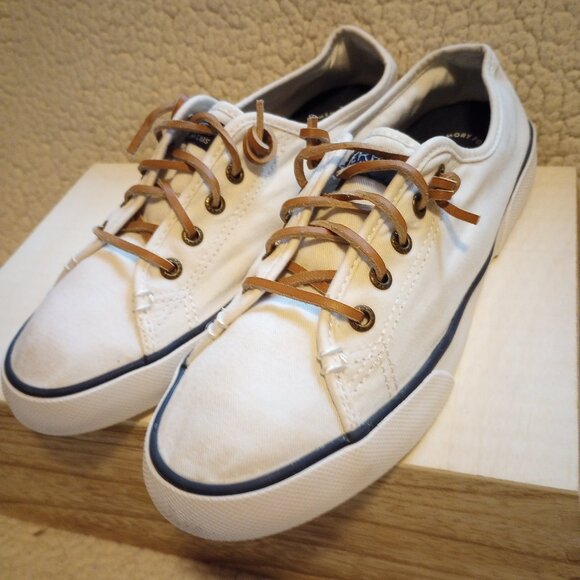 Sperry - Picture 7 of 12